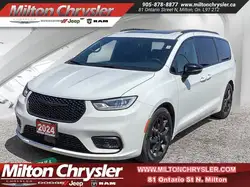 Chrysler Pacifica 2024
