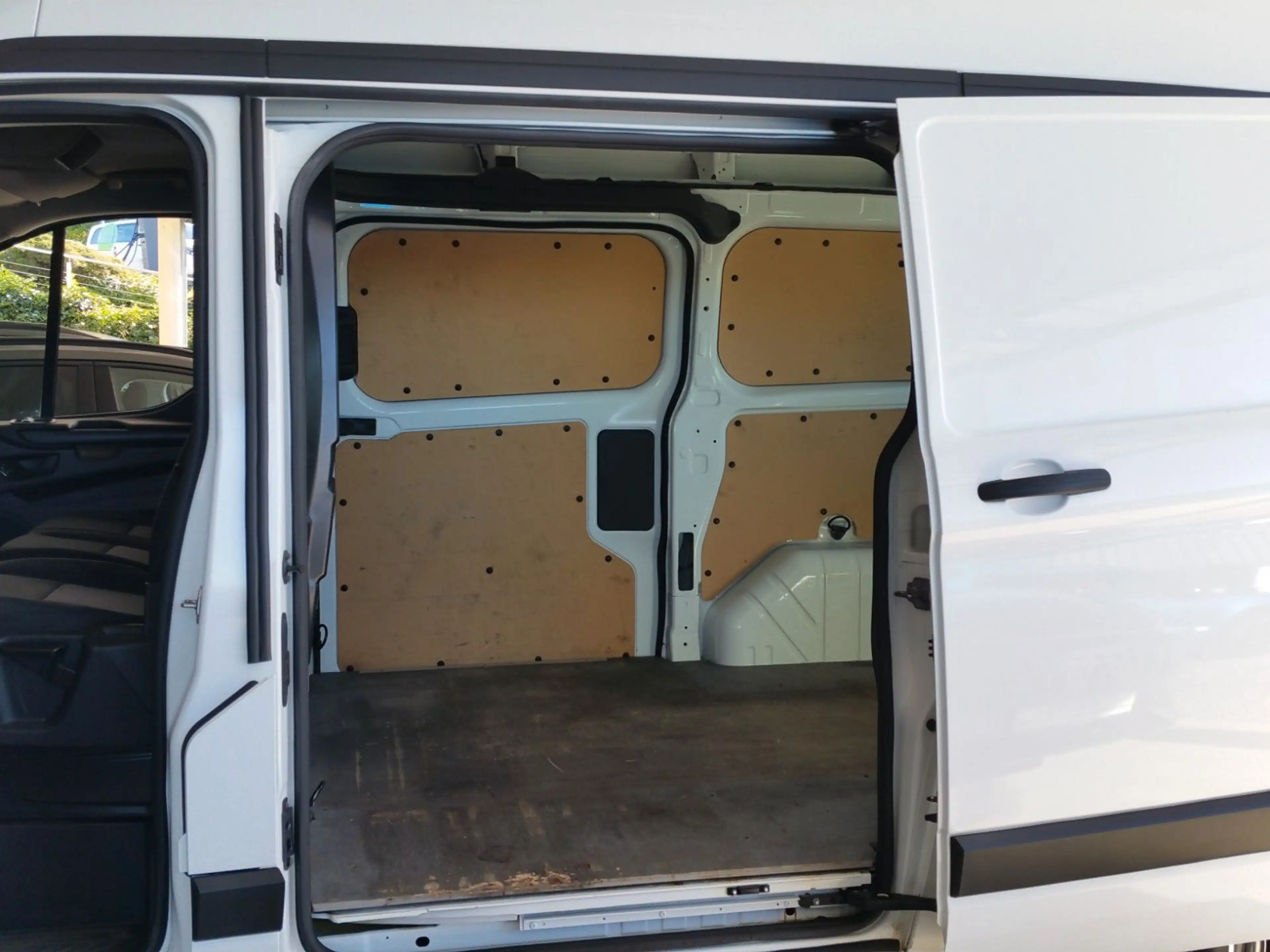 Ford Transit Custom Kasten L1 2xSchiebetüre AHK 1.Han — photo 7