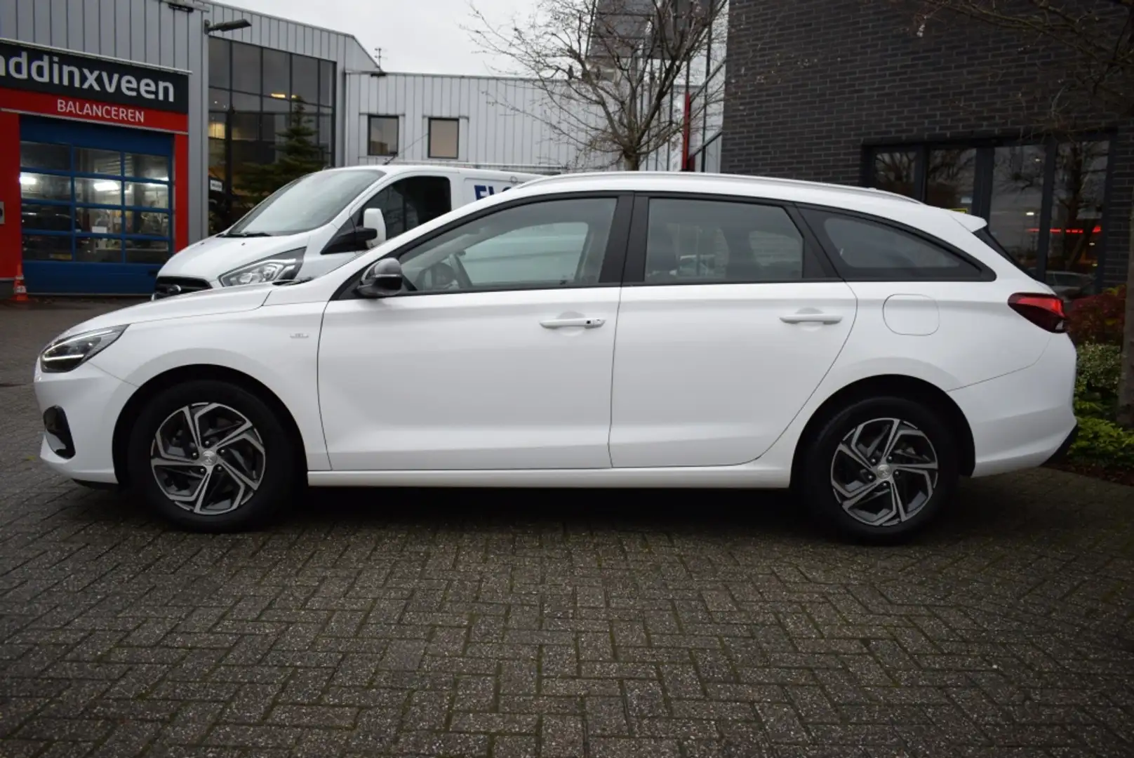 Hyundai i30 Wagon 1.0 T-GDI Comf.Smart Navi/Led/Pdc/Cam/16" "R Wit - 2