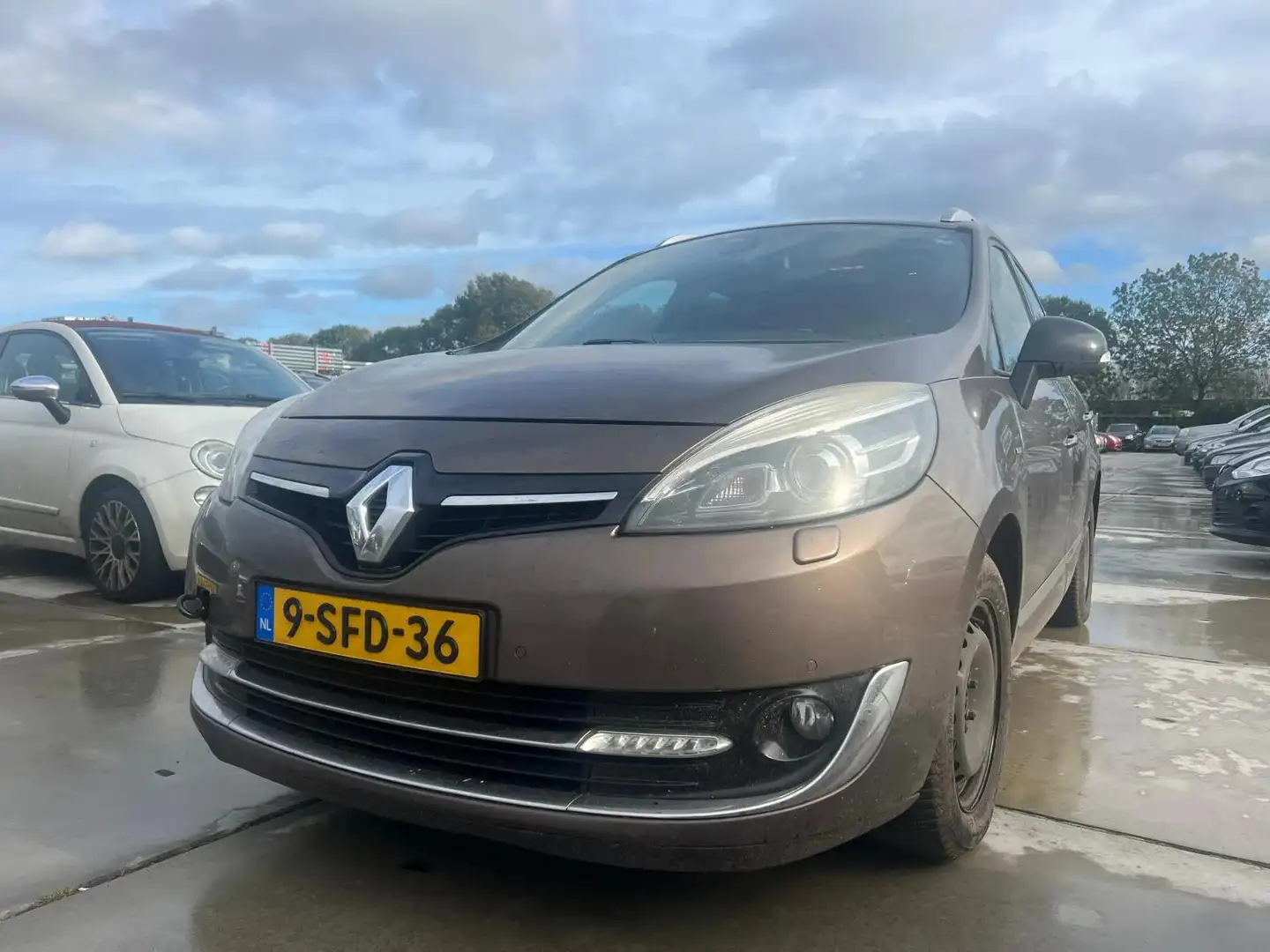 Renault Grand Scenic 2013 * 1.2 TCe Bose * 146.D KM * KETTING BROKEN !! Brązowy - 2