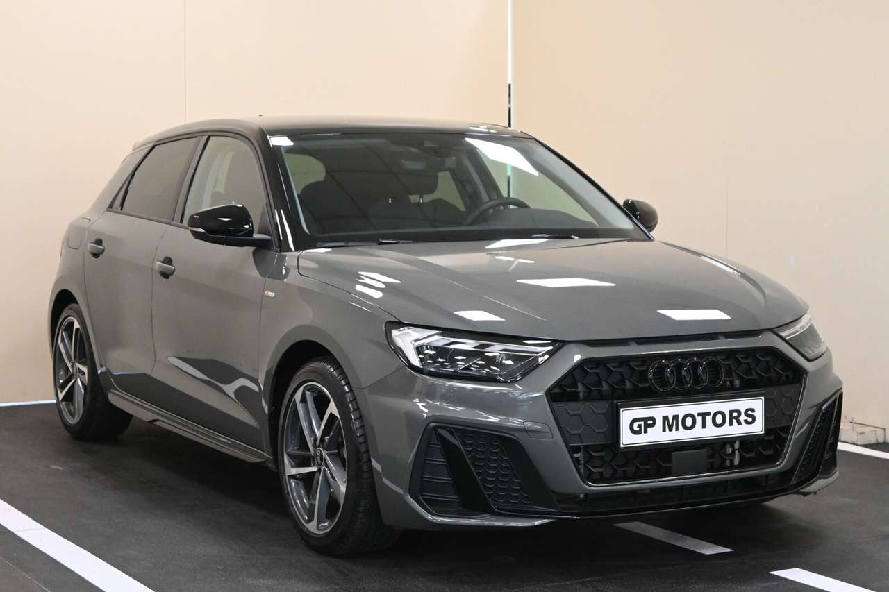 Audi A1 A1 Sportback 30 TFSI Identity Black S-Line