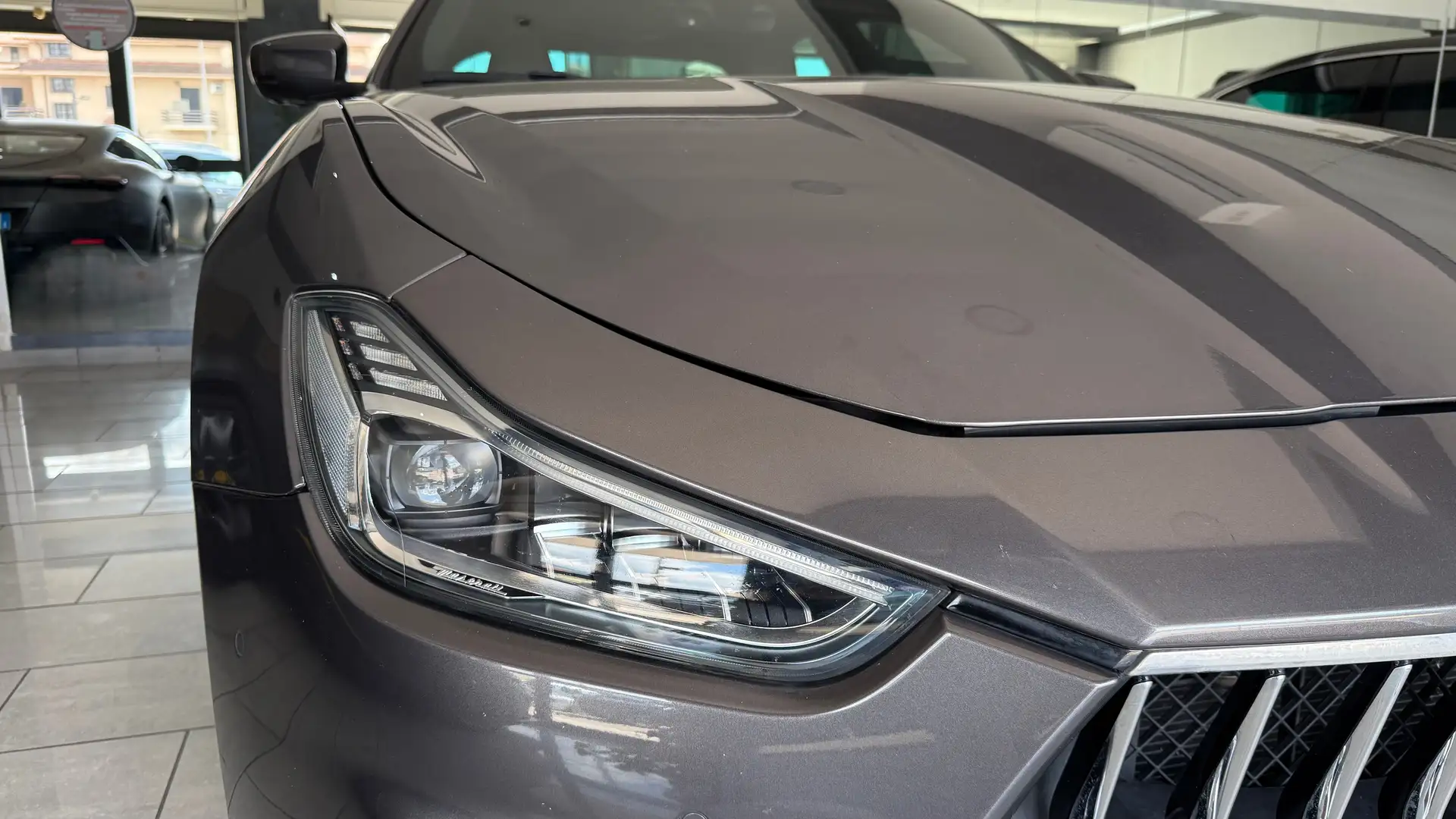 Maserati Ghibli 3.0 V6 Gransport TETTO -UFF ITALIA Grau - 2