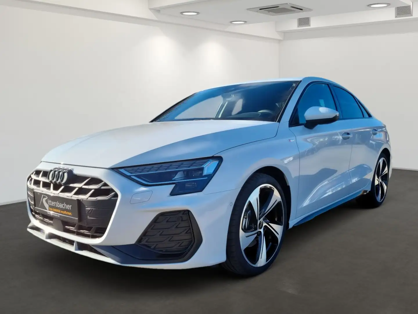 Audi A3 S line 35 TDI 110(150) kW(PS) S tro Weiß - 2