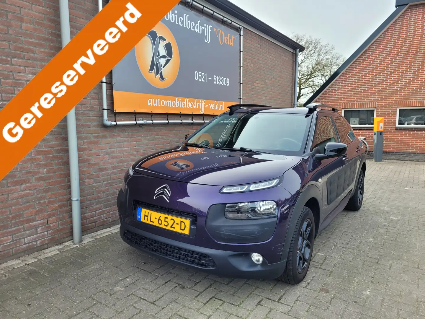 Citroen C4 Cactus 1.2 PureTech Feel (motor tikt) Lila - 1