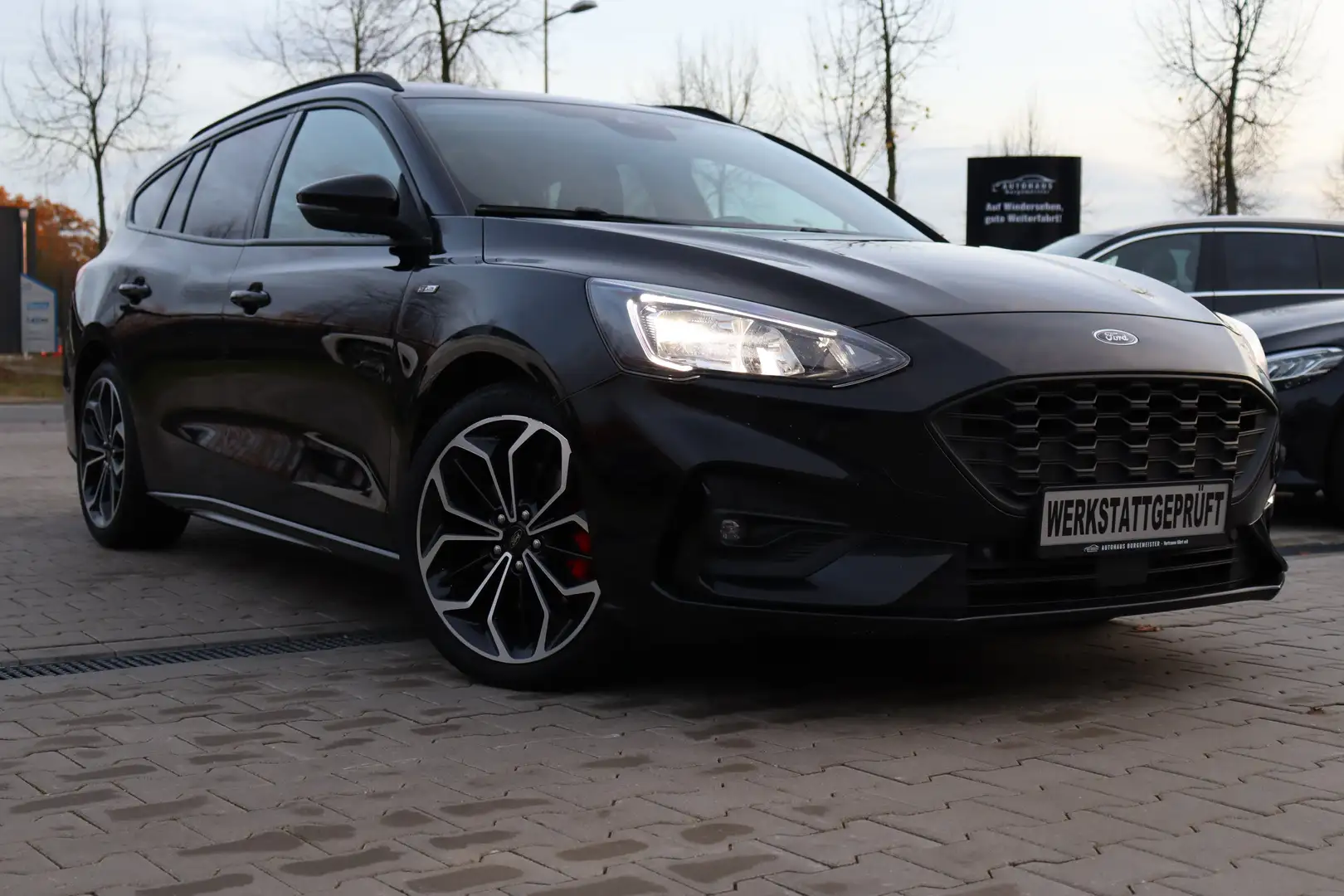 Ford Focus ST-Line X 2.0 *Automatik*LED*Keyless*Kam*SHZ*LKH* Negro - 1