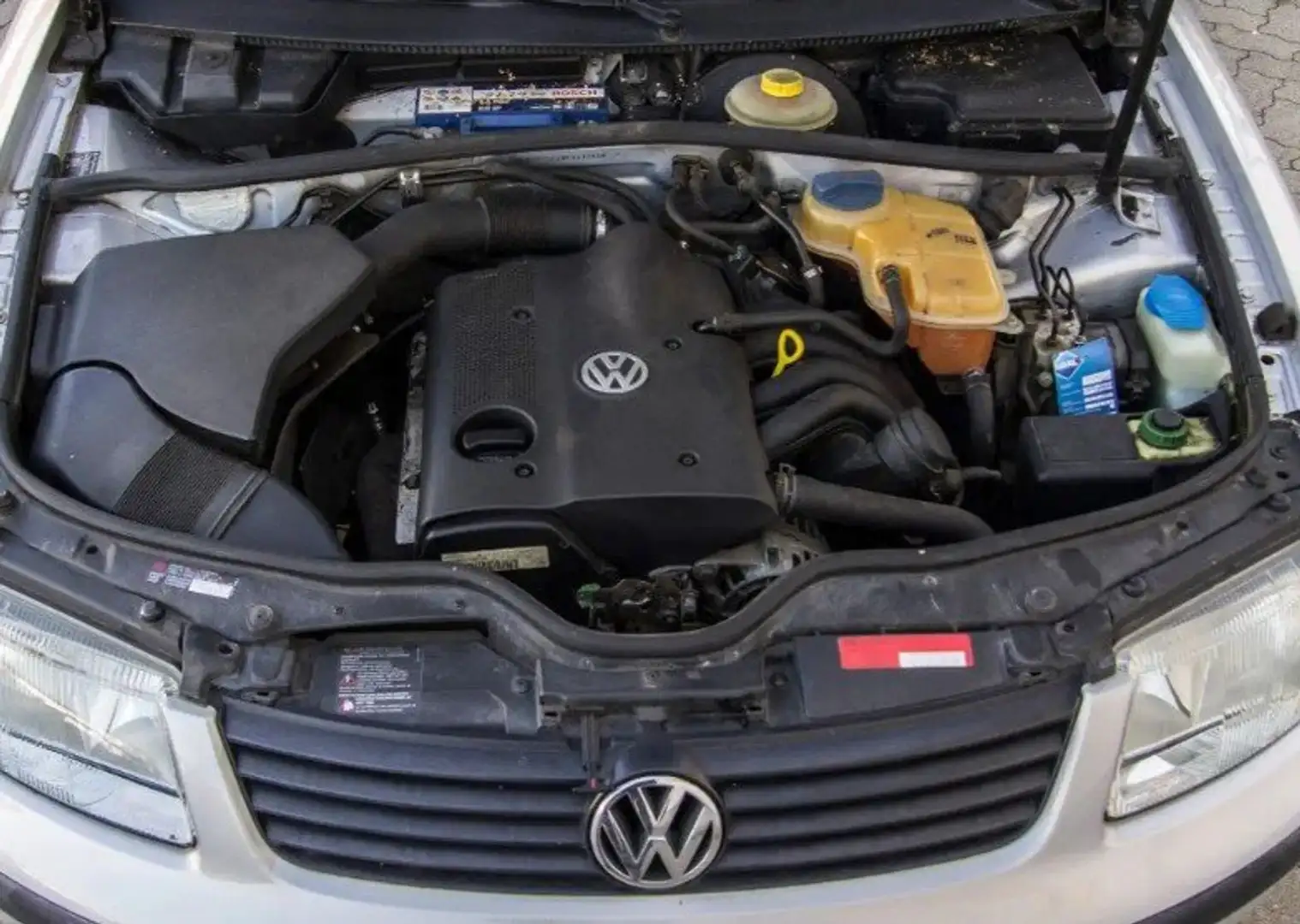 Volkswagen Passat Passat Automatik Trend Argintiu - 2