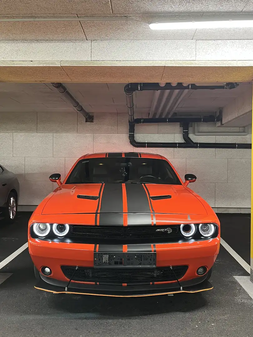 Dodge Challenger Automatik SXT Plus HELLCAT OPTIK - 1