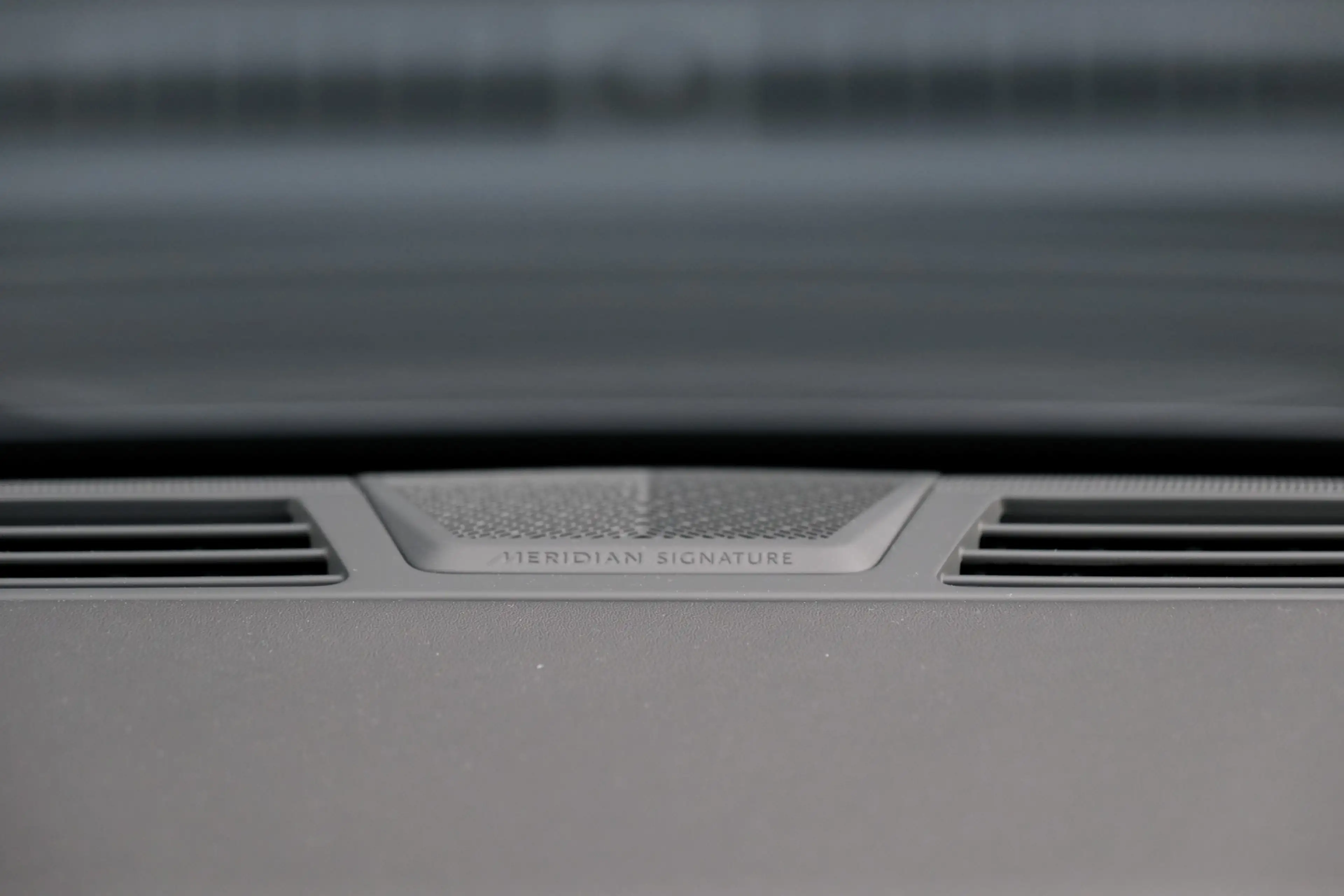 Land Rover Range Rover P550e Autobiography | NP € 202.274,- | uitgevoerd — photo 38