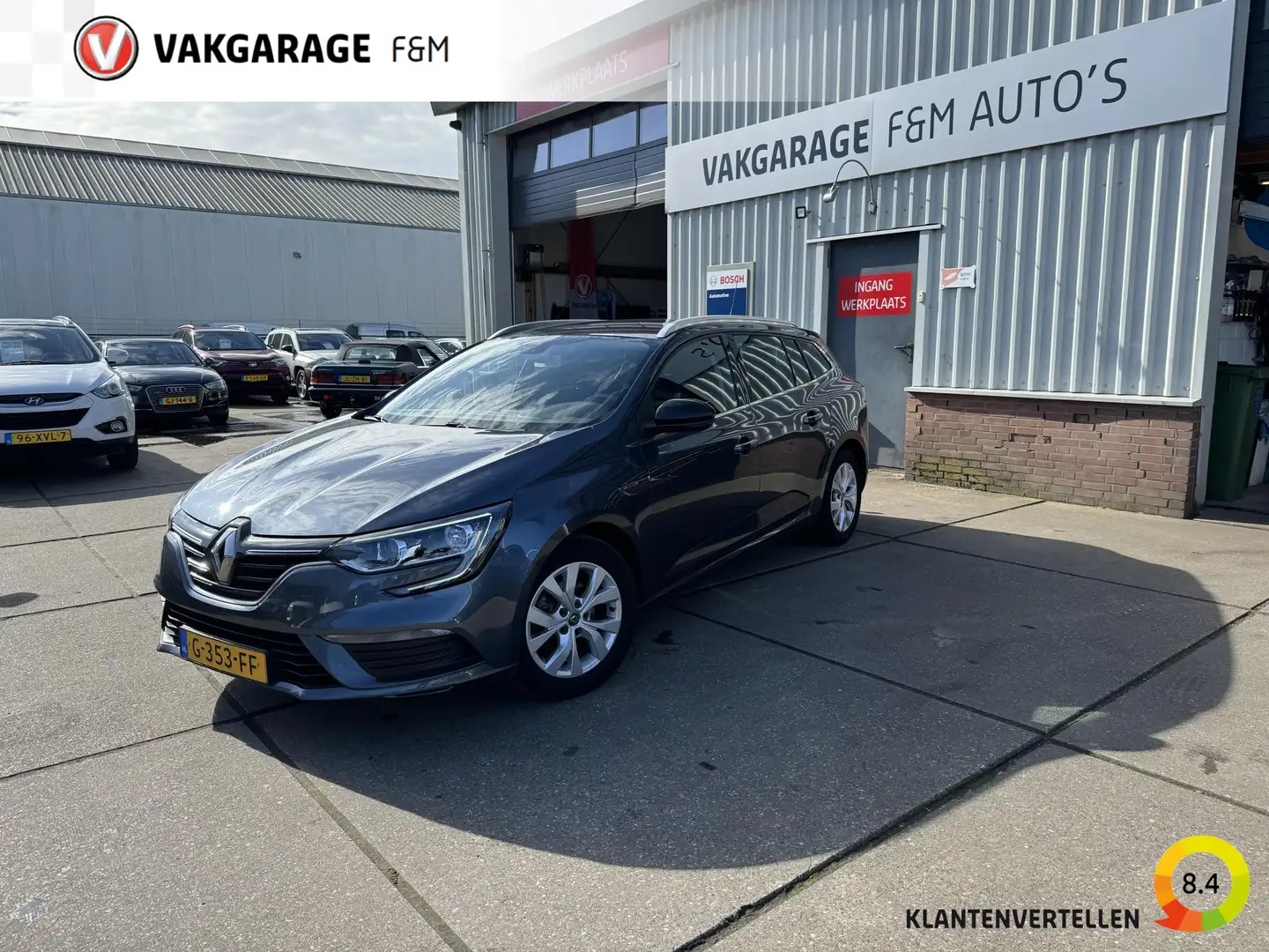 Renault Megane Estate 1.3 TCe Limited Grey - 1