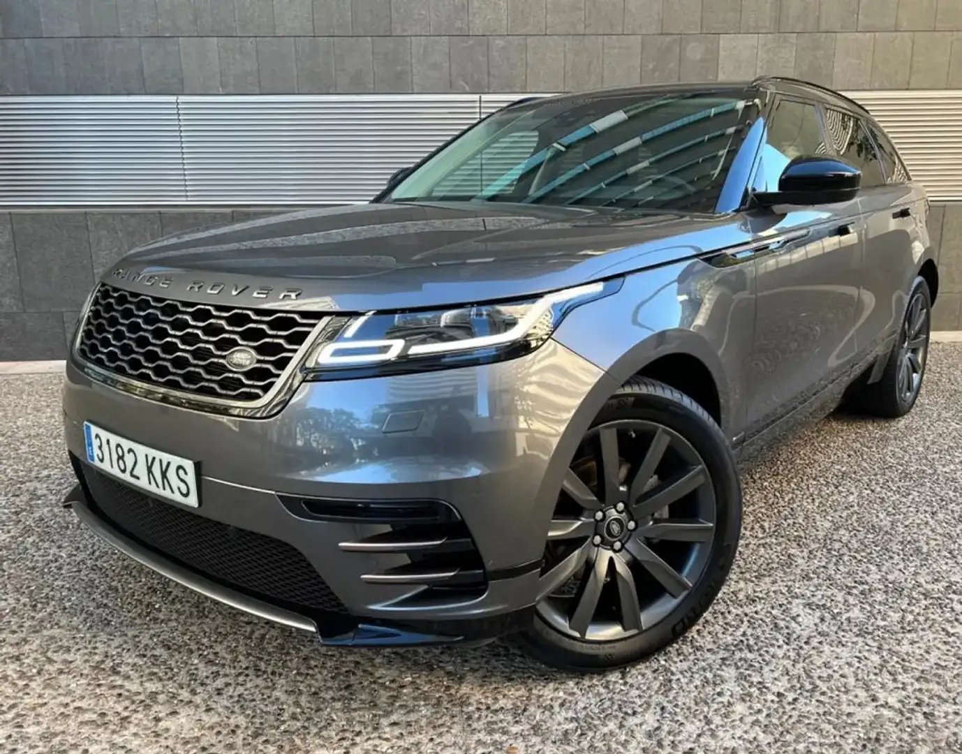 Land Rover Series Range Rover Velar 2.0D R-Dynamic HSE 4WD Aut. 240 - 1
