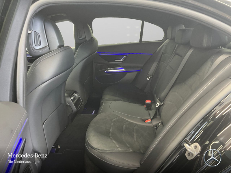 Mercedes-Benz E 220 d AMG WideScreen 360° Distr+ LED Night PTS — photo 12