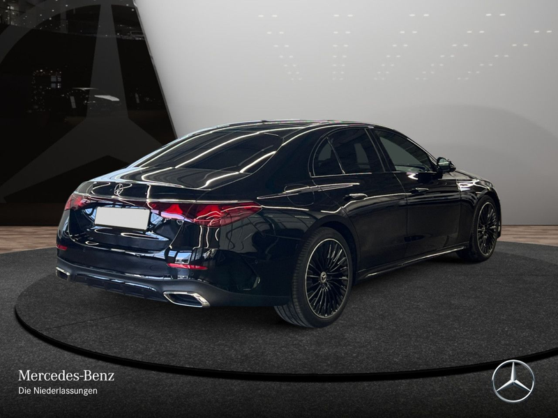 Mercedes-Benz E 220 d AMG WideScreen 360° Distr+ LED Night PTS — photo 8