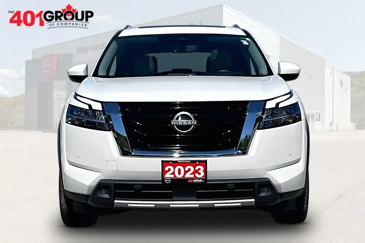 Nissan Pathfinder снимка Nissan Pathfinder
