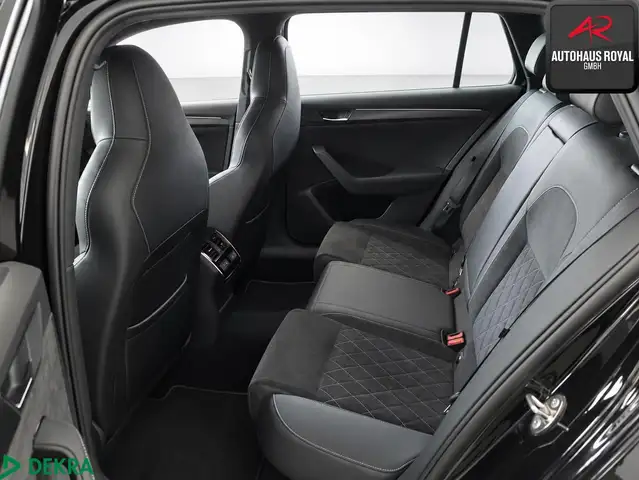 Skoda Superb view 4