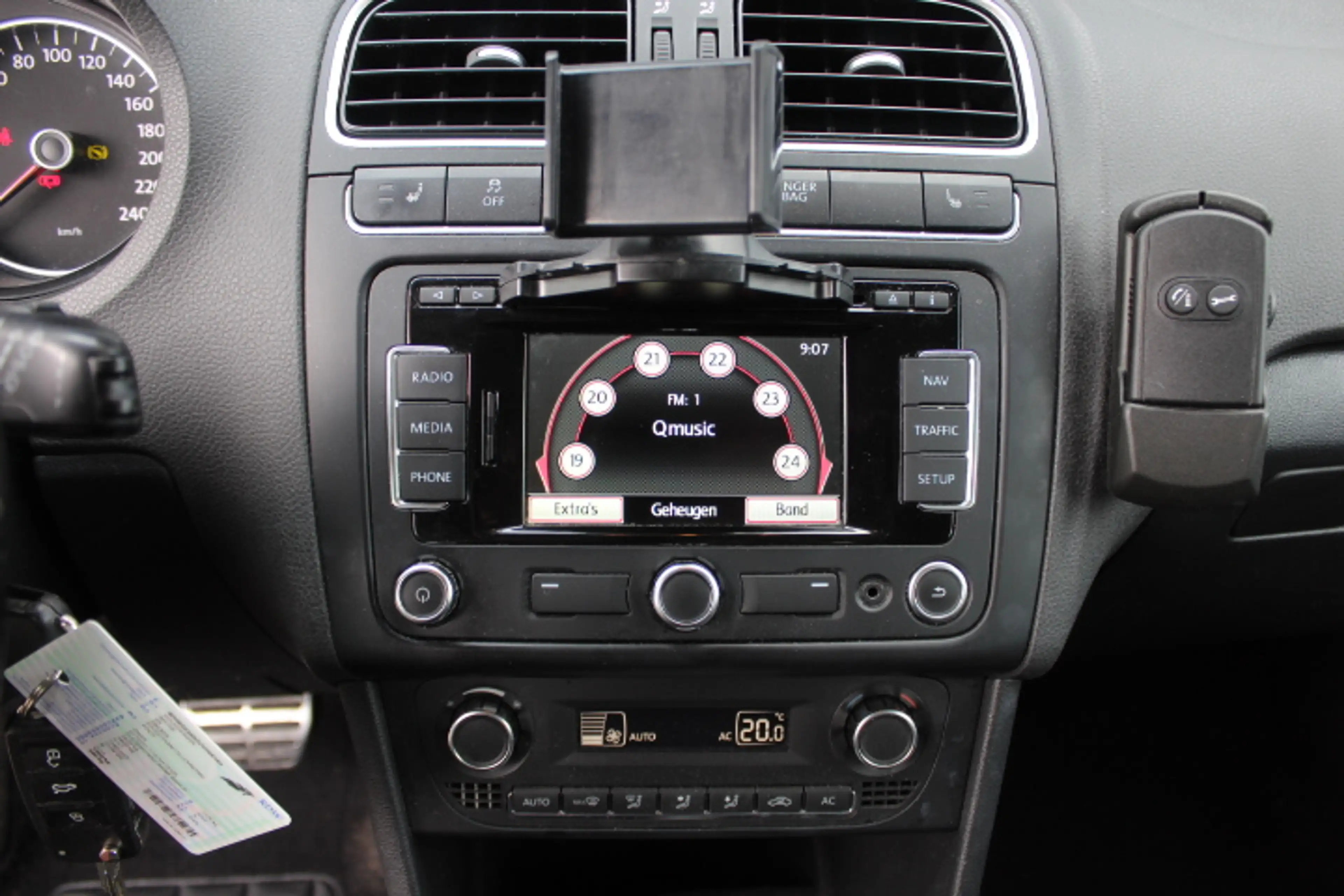 Volkswagen Polo Cross 1.2 TSI Automaat, Airco, Cruise, PDC, Trekhaak — photo 11