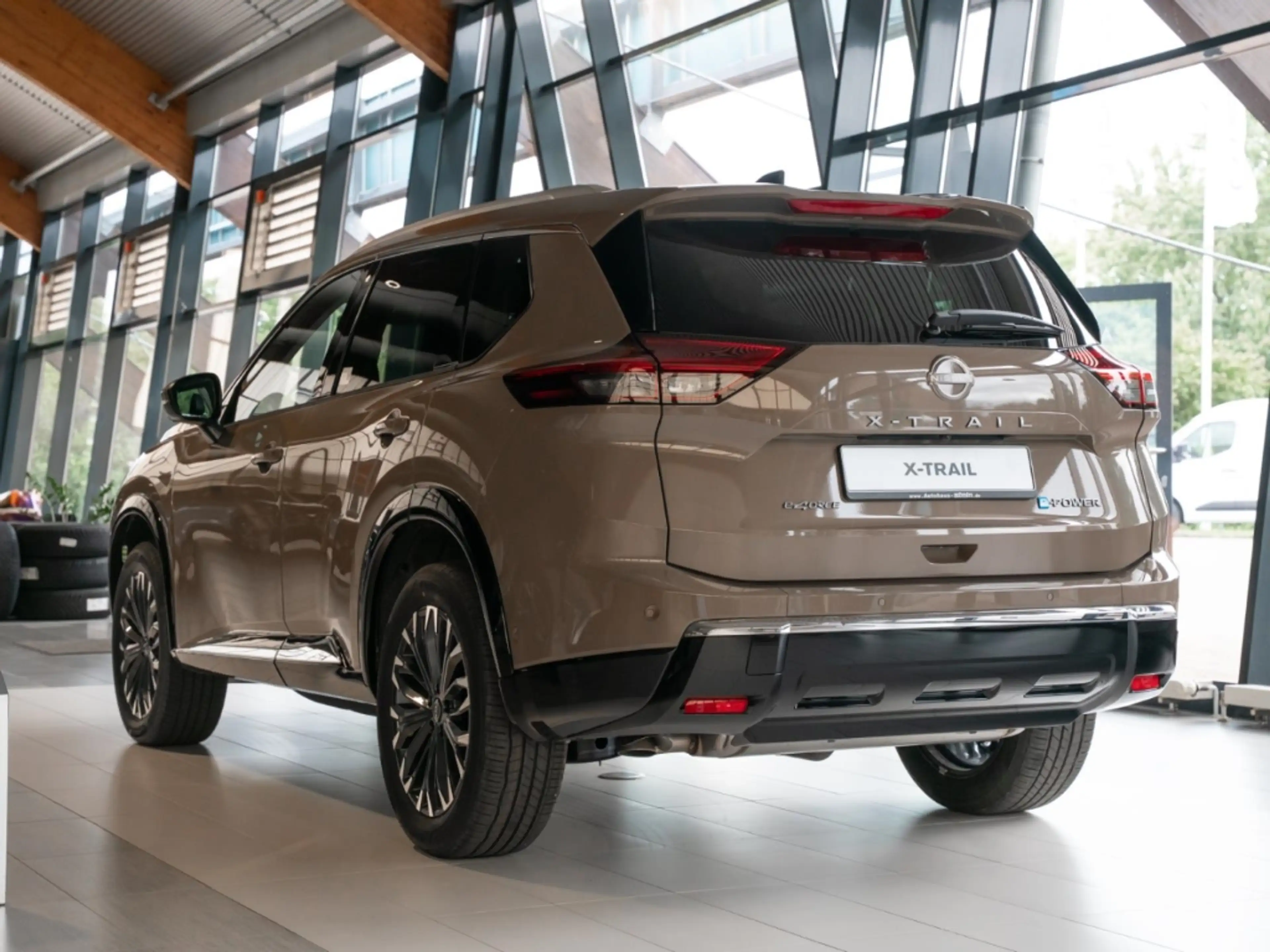 Nissan X-Trail Tekna e-Power e-4orce 4x4 LED Panoramadach Bose 36 — photo 2
