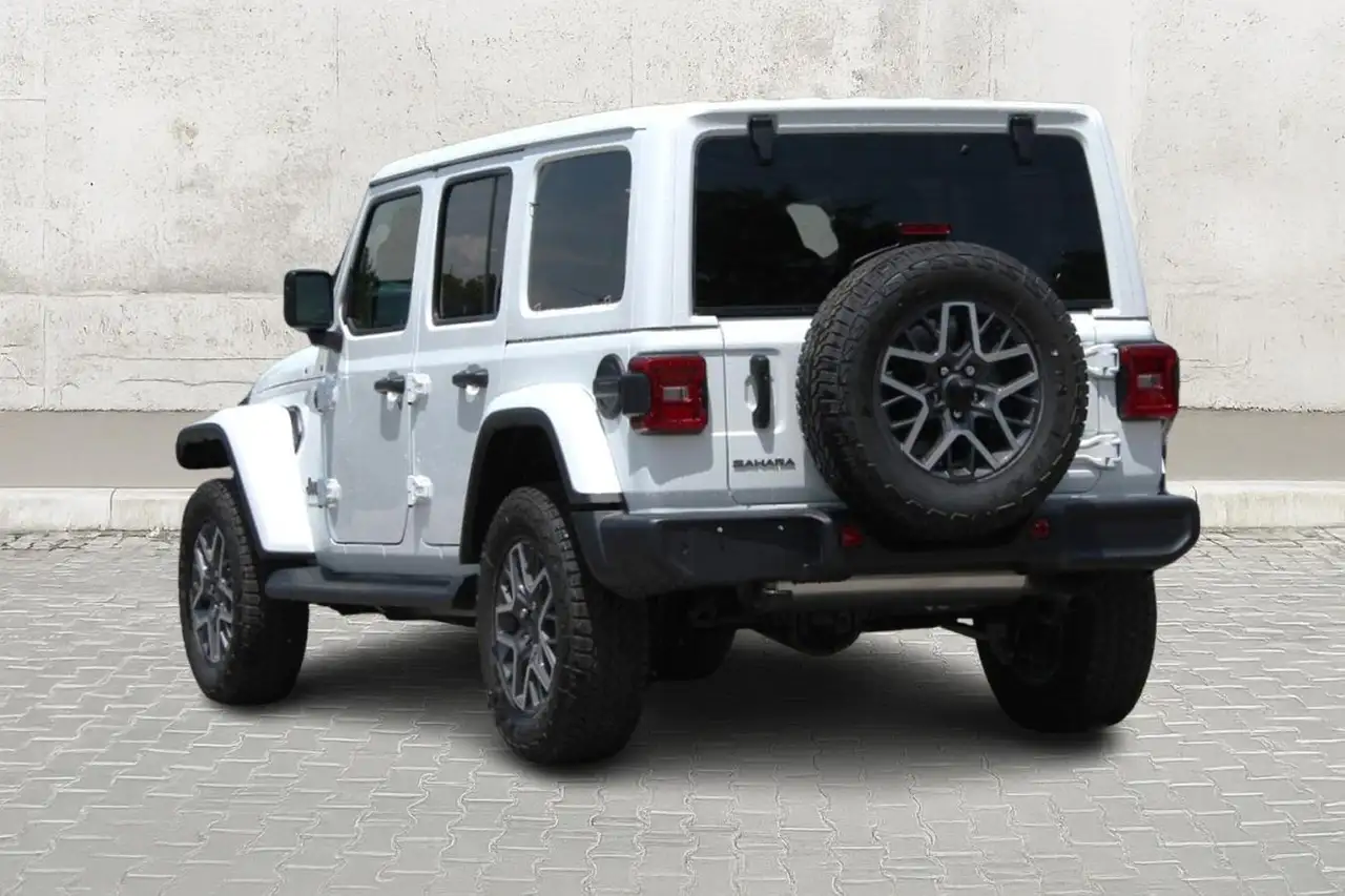 Jeep Wrangler снимка Jeep Wrangler