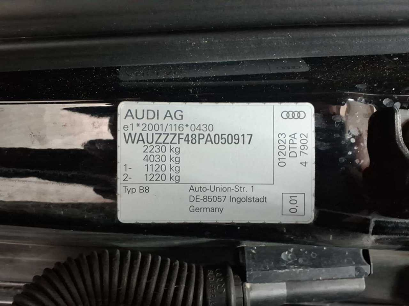 Audi A4 Avant 40 2.0 TDI quattro LED Navi RKam AUT — photo 13