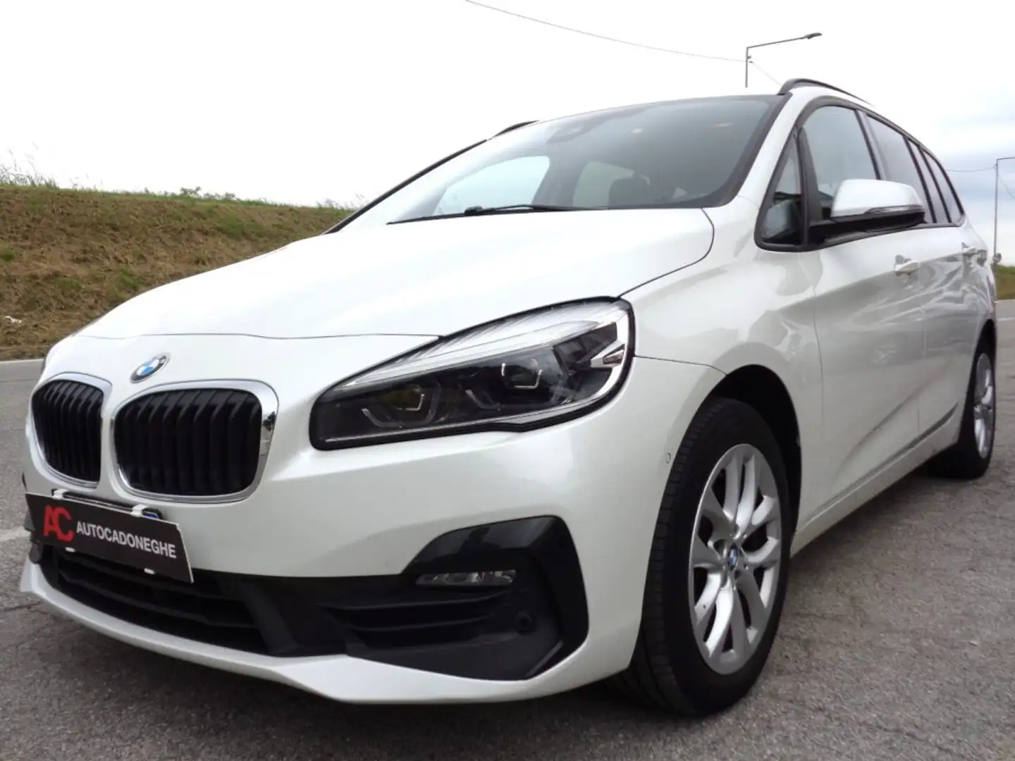 BMW 216 d 7p. km certificati BMW, GARANZIA INTEGRALE Bianco - 2