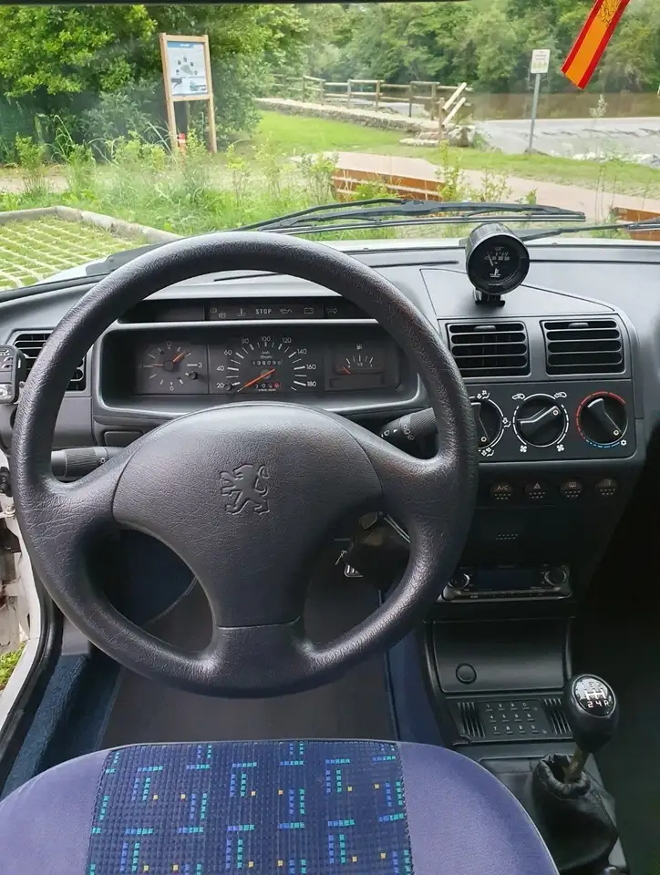 Peugeot 205 1.8D Generation, foto 10