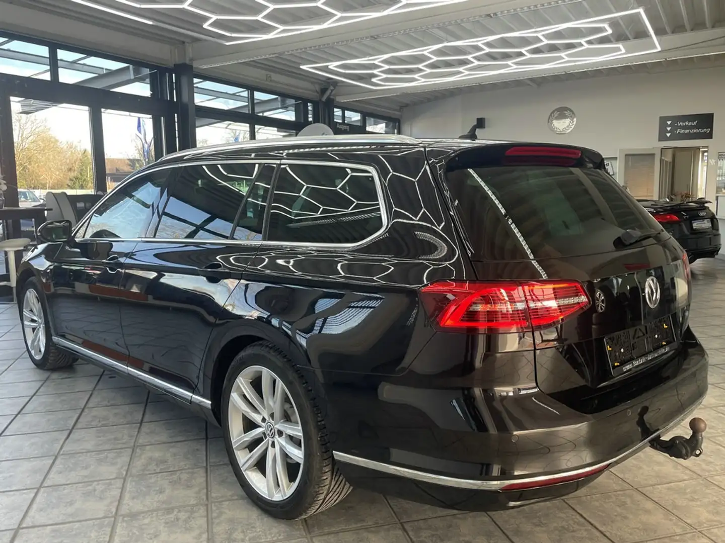 Volkswagen Passat Variant 2.0 TDI BMT Highline, LED, Leder Schwarz - 2