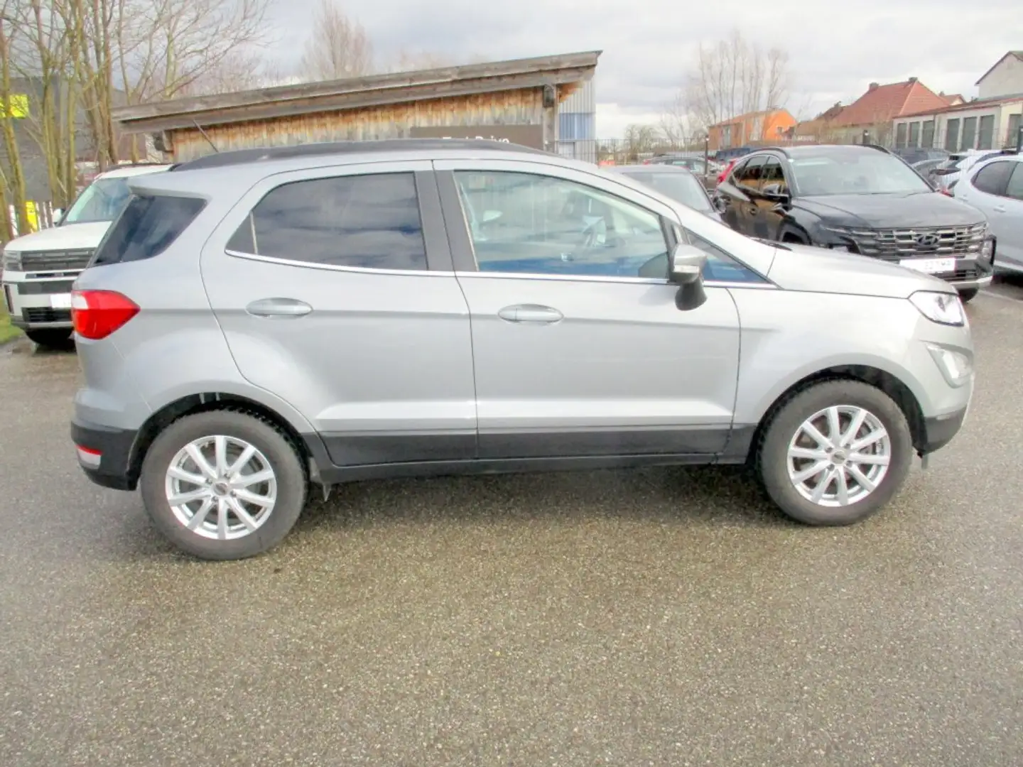 Ford Escort 1,0 EcoBoost Titanium Gris - 2