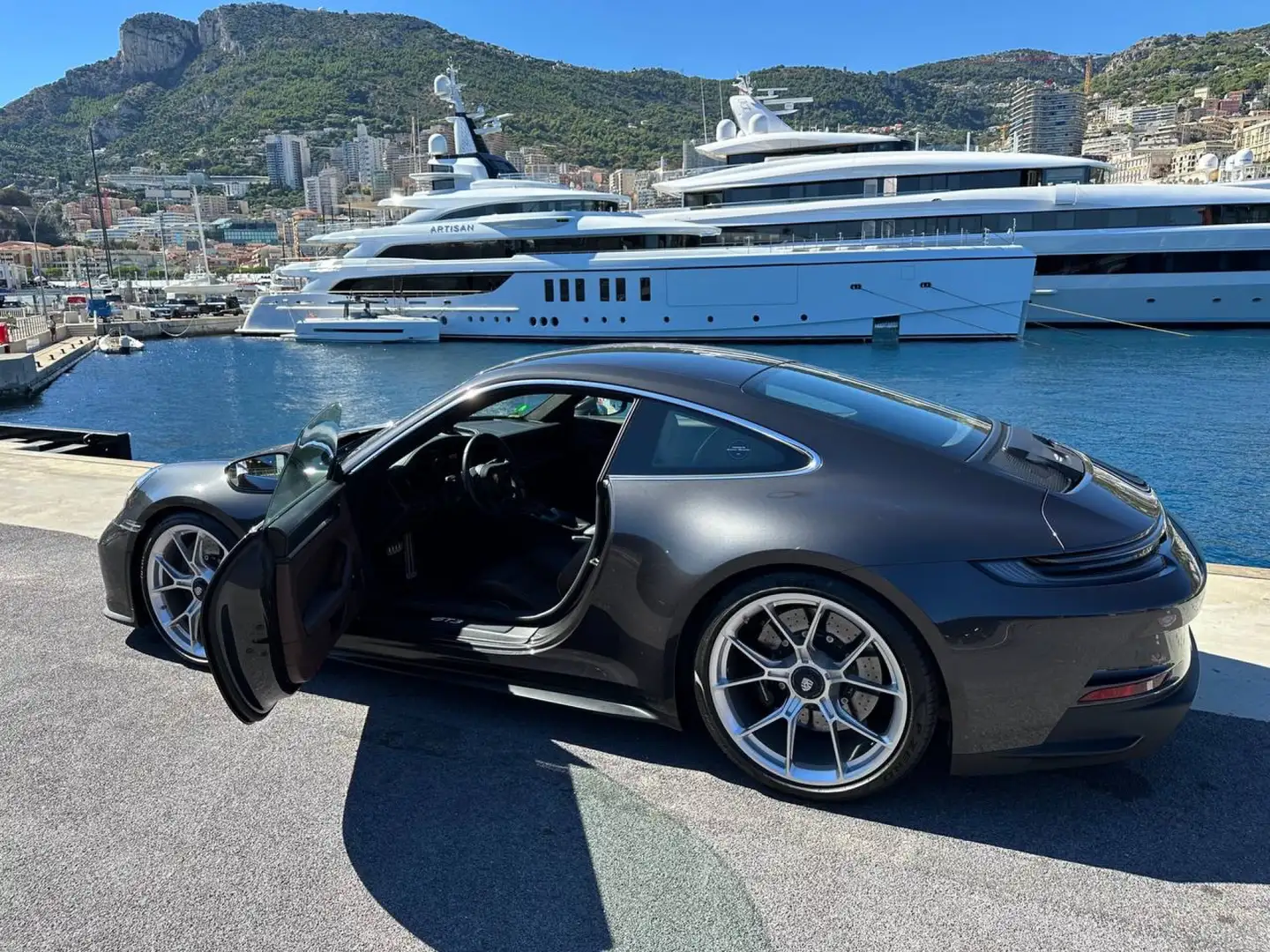 Porsche 992 911 GT3 Touring PDK - 1