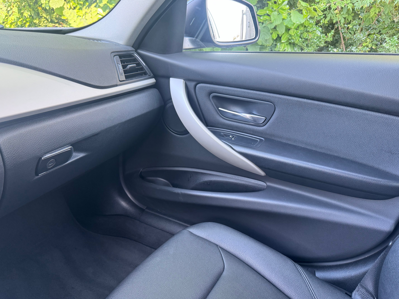BMW 318 318i (EU6d-TEMP) leder/led koplampen/spotify/auto airco/… — photo 9