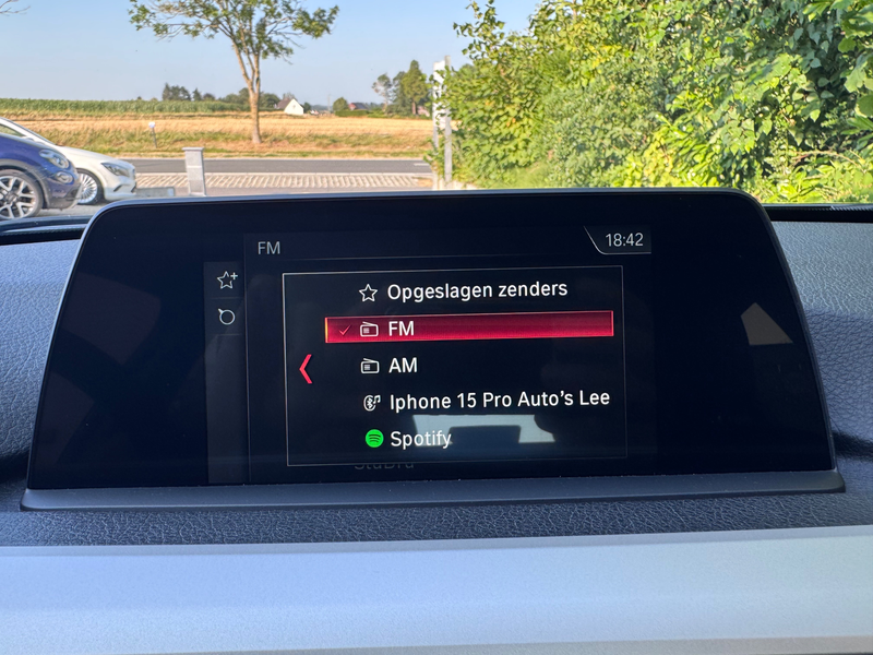 BMW 318 318i (EU6d-TEMP) leder/led koplampen/spotify/auto airco/… — photo 15