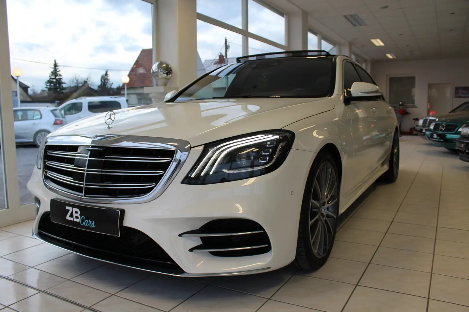 Mercedes-Benz S 400 S 400 d 4Matic L AMG Sportpaket // Night Vision White - 2