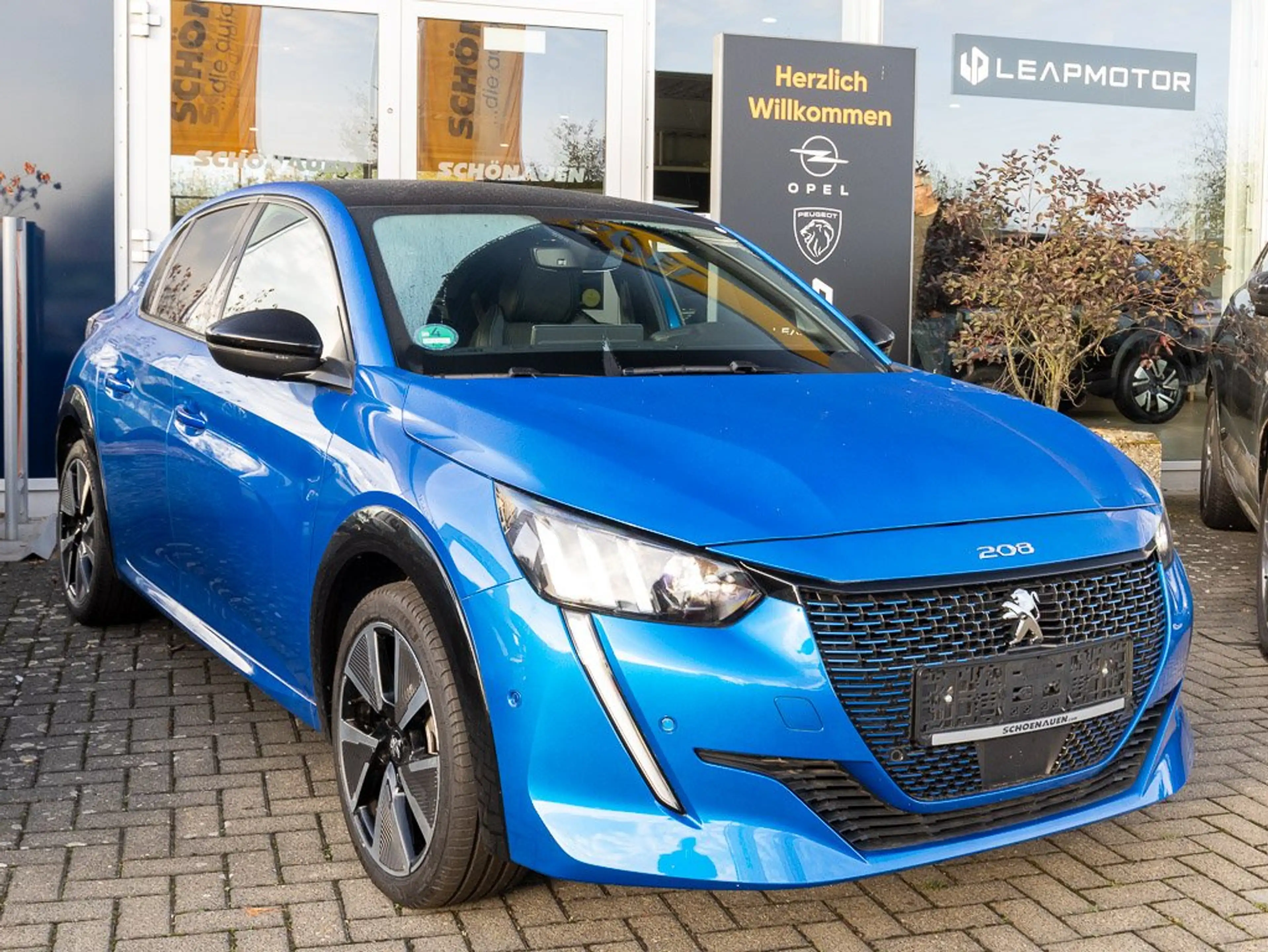 Peugeot e-208 GT 136 +ELEKTRO+OBC11KW+SHZ+RFK+KEYLESS+ — photo 4