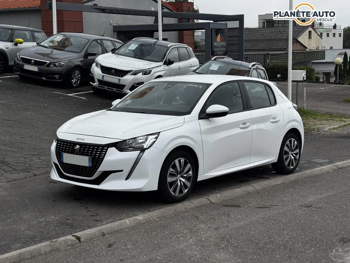 Peugeot 208 1.2 Essence 12V S\u0026S - 75  Active Business-Distri neuve. Blanc - 1