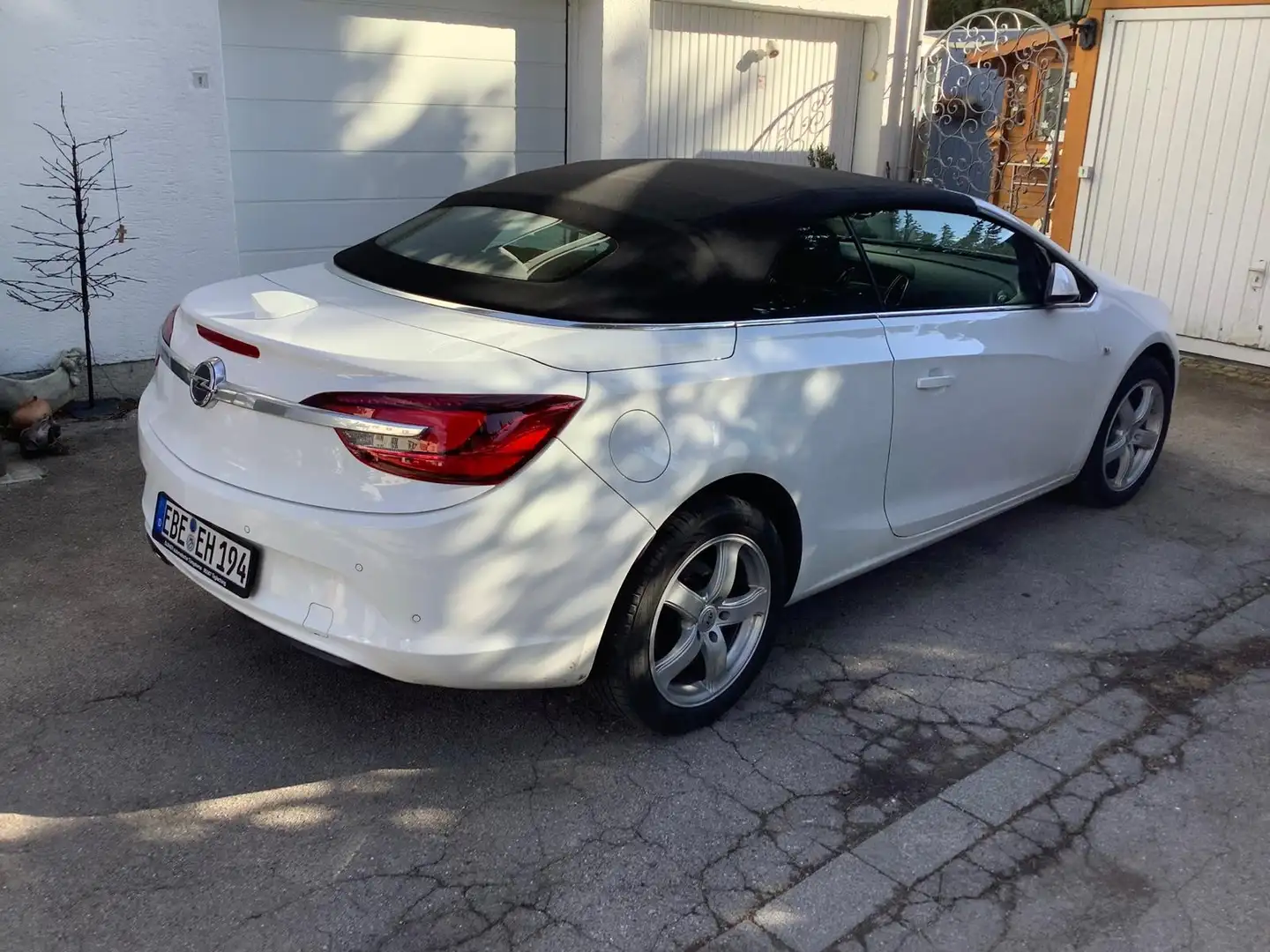 Opel Cascada Cascada 2.0 CDTI ecoFLEX Start/Stop Active Weiß - 2