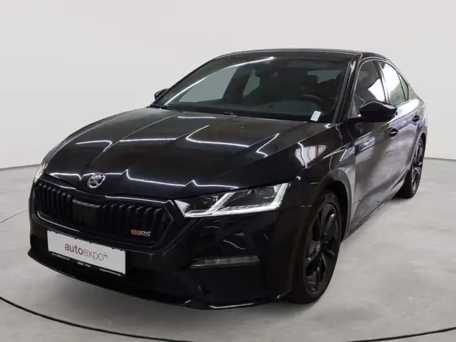Skoda Octavia view 2