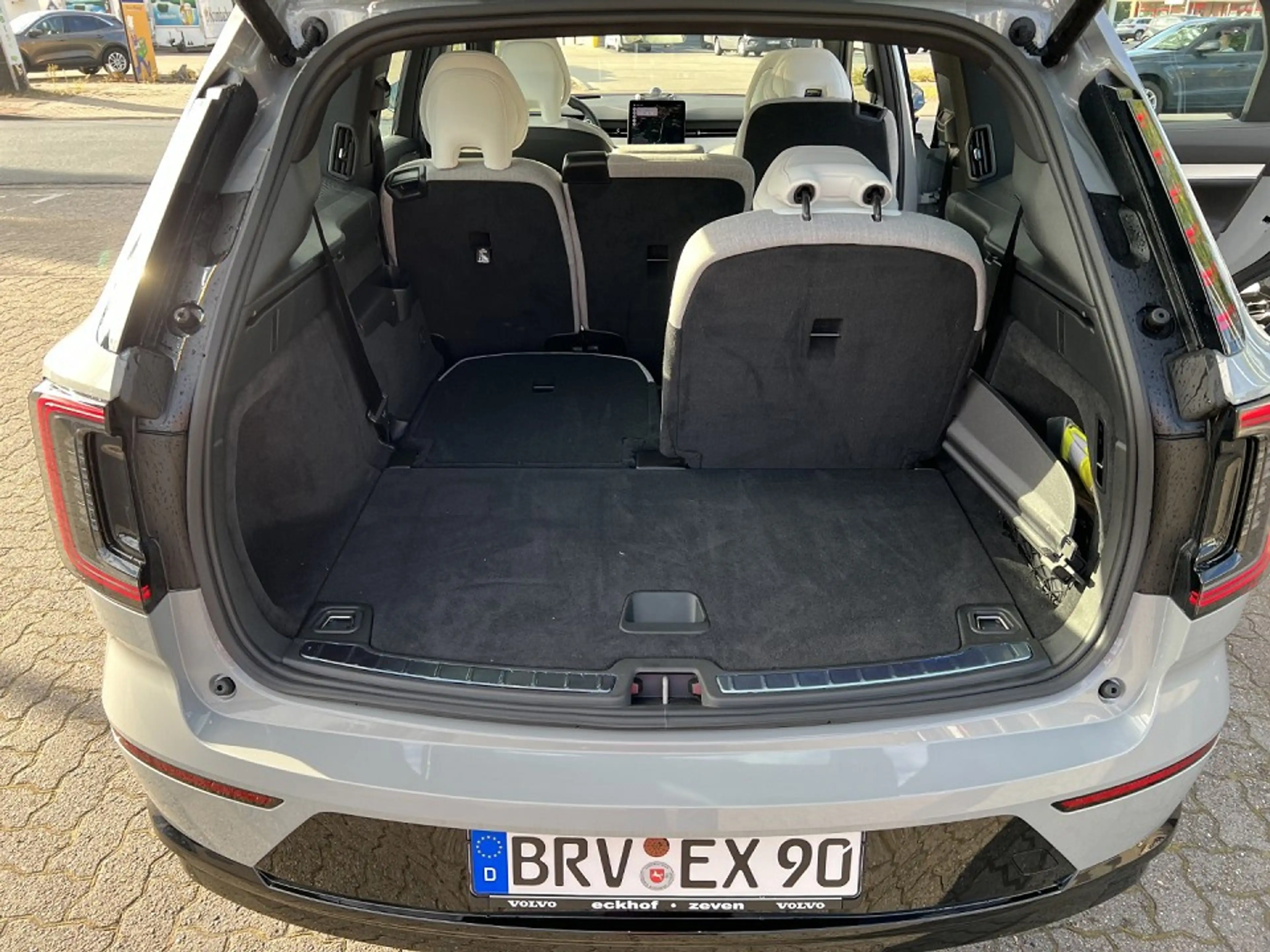 Volvo EX90 TwinMotor Performance (517 PS) AWD|Ultra|B&W|ACC — photo 14