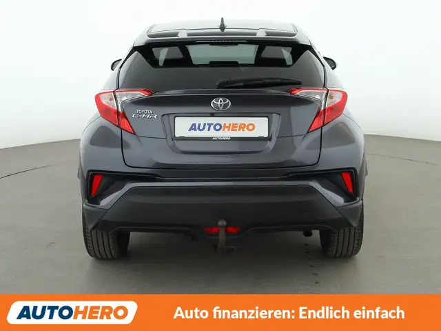 Toyota C-HR view 5