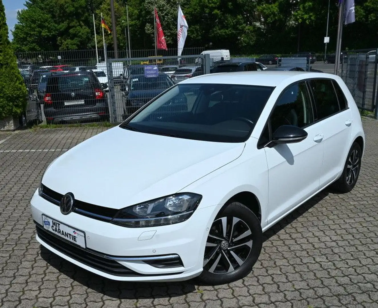 Volkswagen Golf VII 1.6 TDI IQ.DRIVE Navi LED 2xPDC CarPlay Weiß - 2