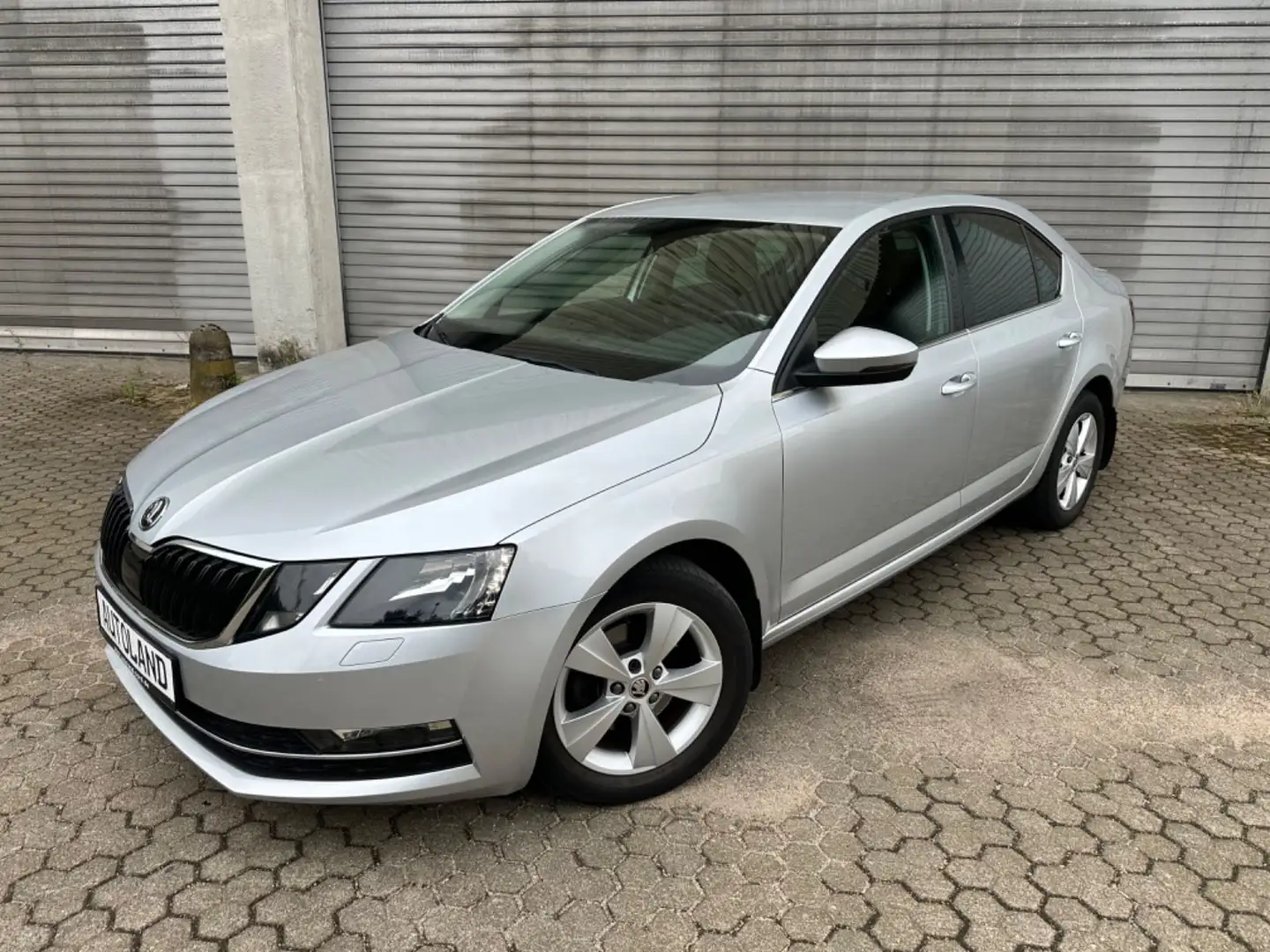 Skoda Octavia 1.5TSI Limousine Style*DSG*ACC*PDC*App-N Argent - 1