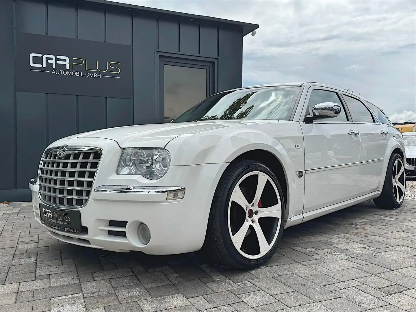 Chrysler 300C Touring 3.0 CRD Sport *TV*TÜV*CarPlay*DAB* Blanc - 1