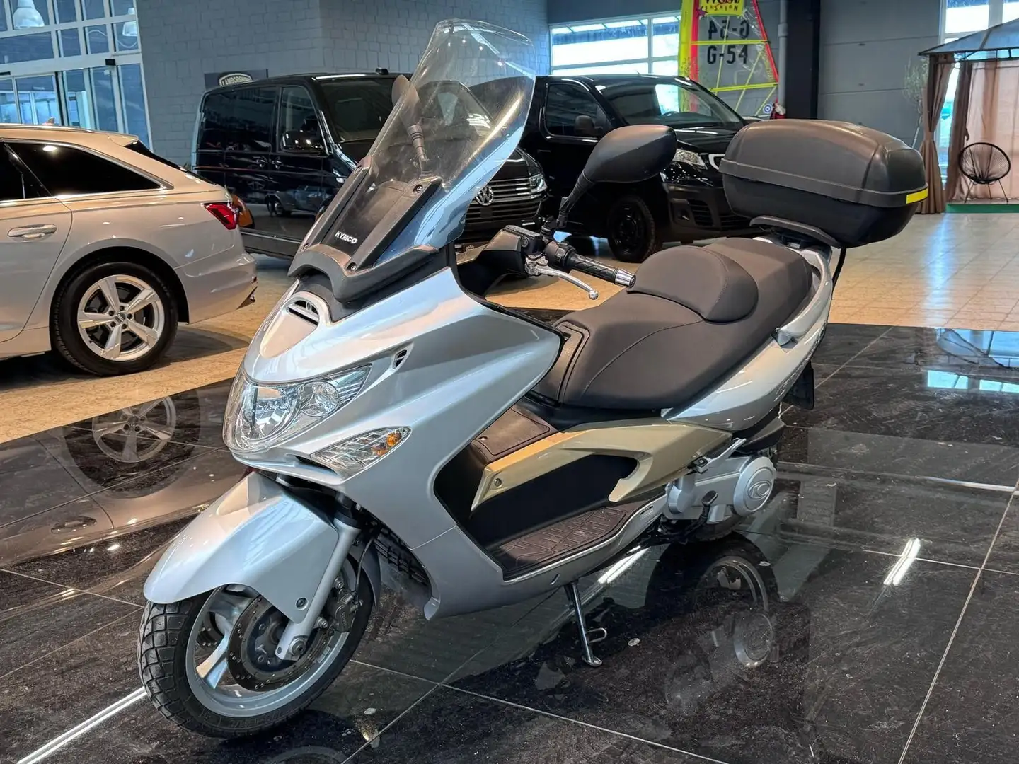Kymco Xciting 250i Service neu, guter Zustand HU-05.26 Argent - 1