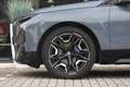 BMW iX xDrive50 High Executive / Sportpakket / Trekhaak / Grijs - thumbnail 21