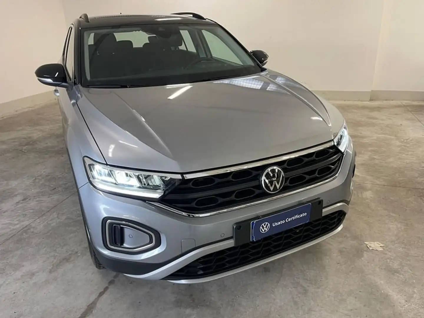 Volkswagen T-Roc 2.0 TDI SCR Life Grigio - 1