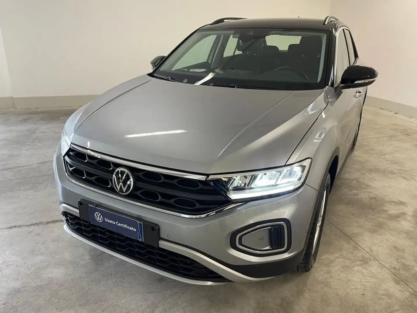 Volkswagen T-Roc 2.0 TDI SCR Life Grigio - 2