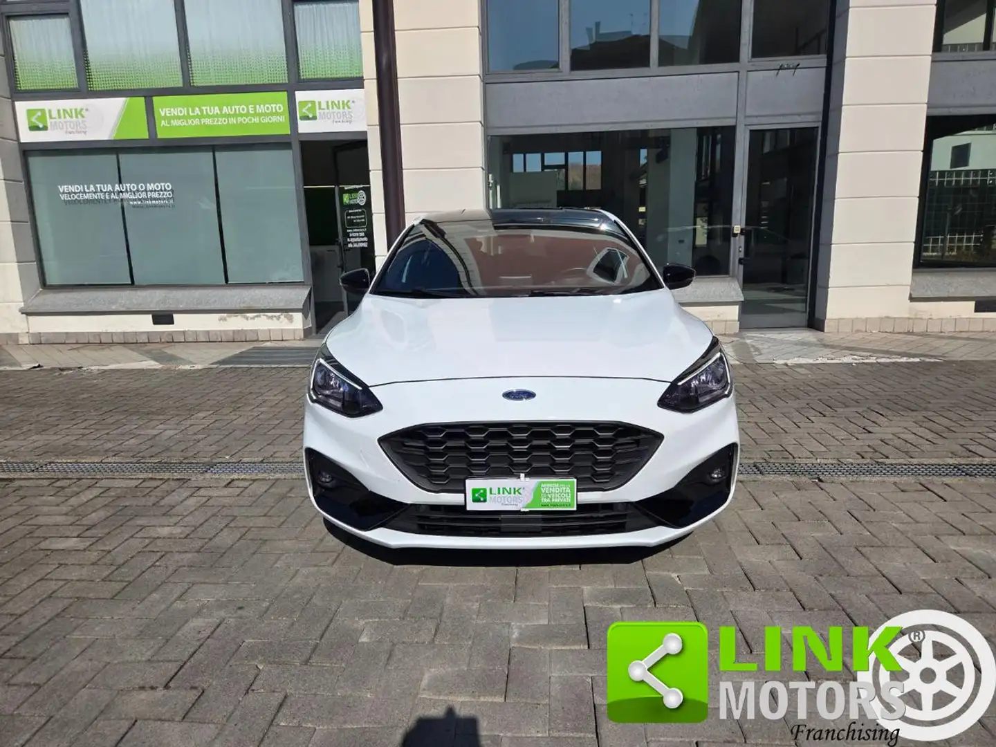 Ford Focus 1.0 EcoBoost Start&Stop ST Line GARANZIA INCLUSA Bianco - 2