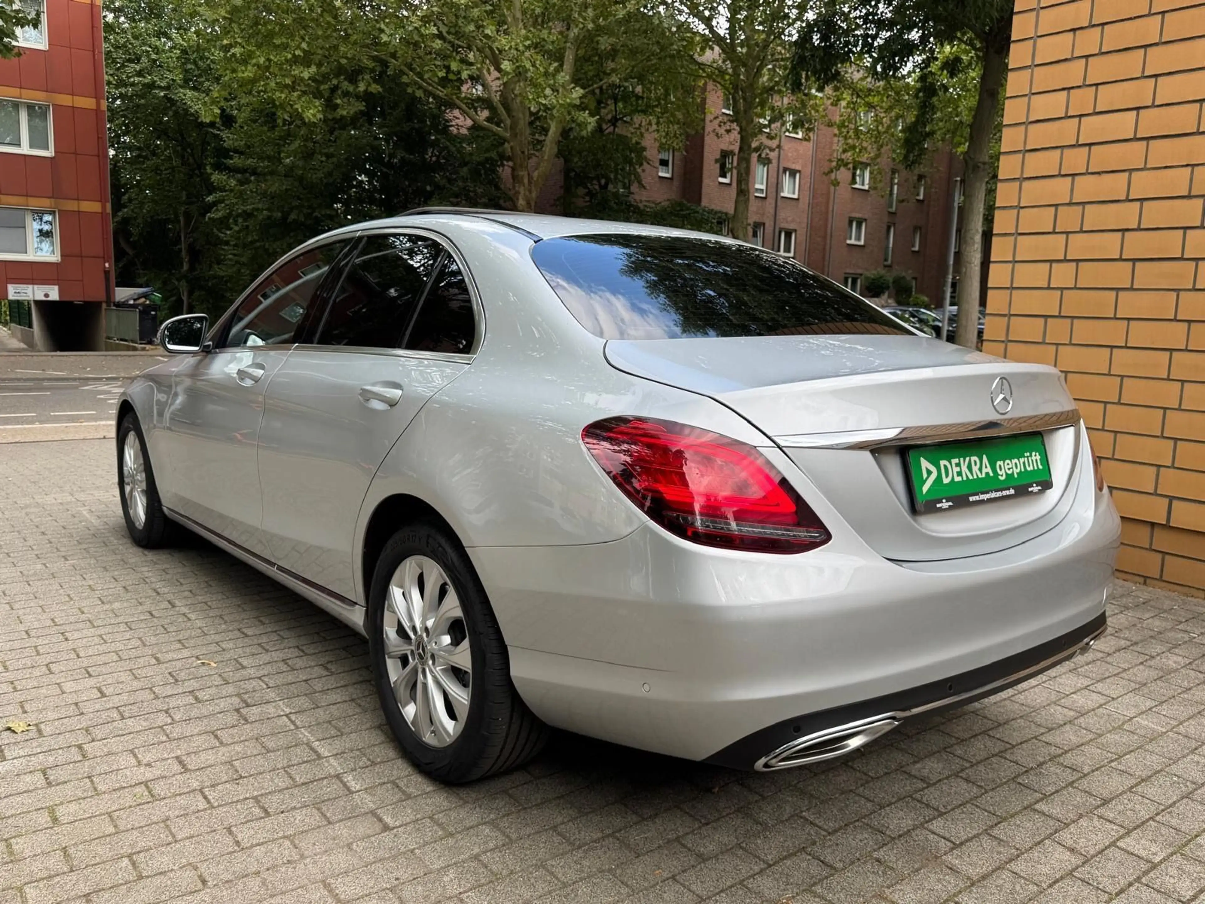 Mercedes-Benz C 400 4Matic Lim./1.HAND/89TKM/SCHIEBEDACH/EXCLU — photo 8