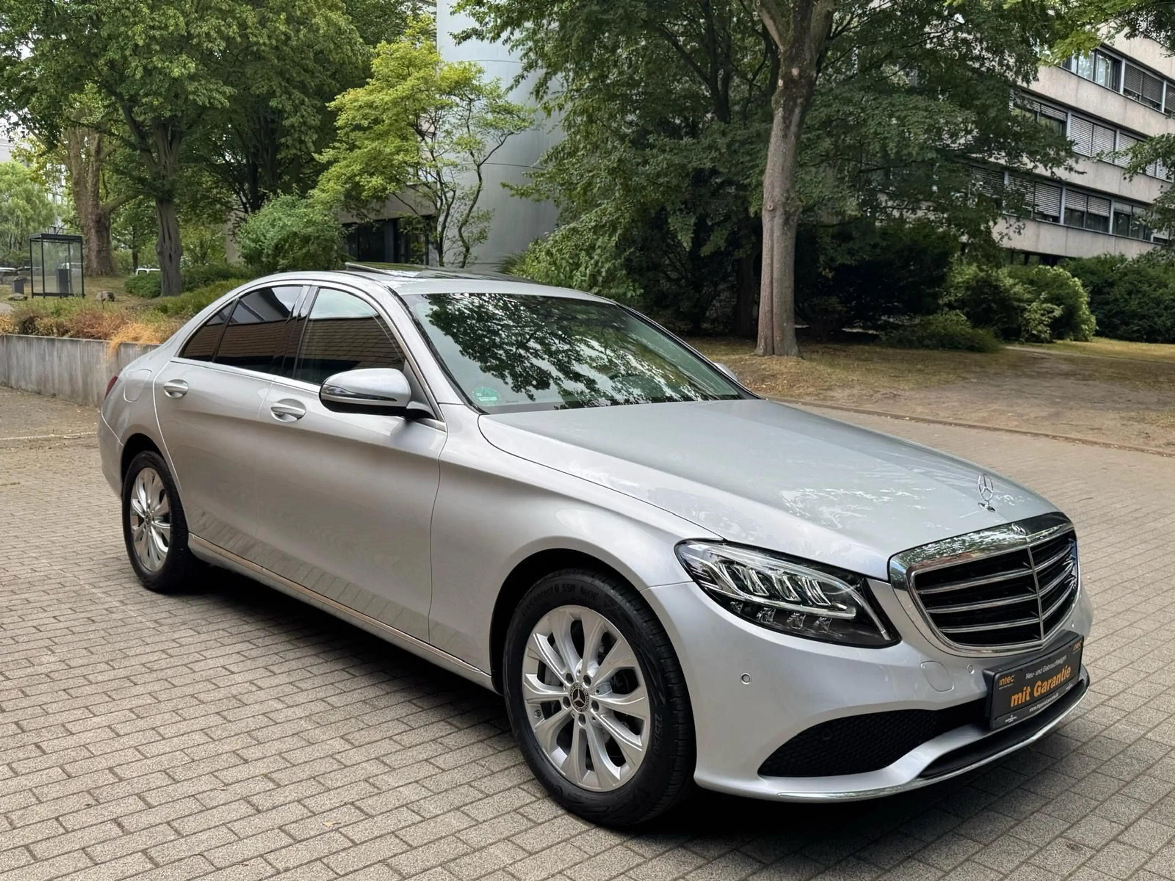 Mercedes-Benz C 400 4Matic Lim./1.HAND/89TKM/SCHIEBEDACH/EXCLU — photo 4