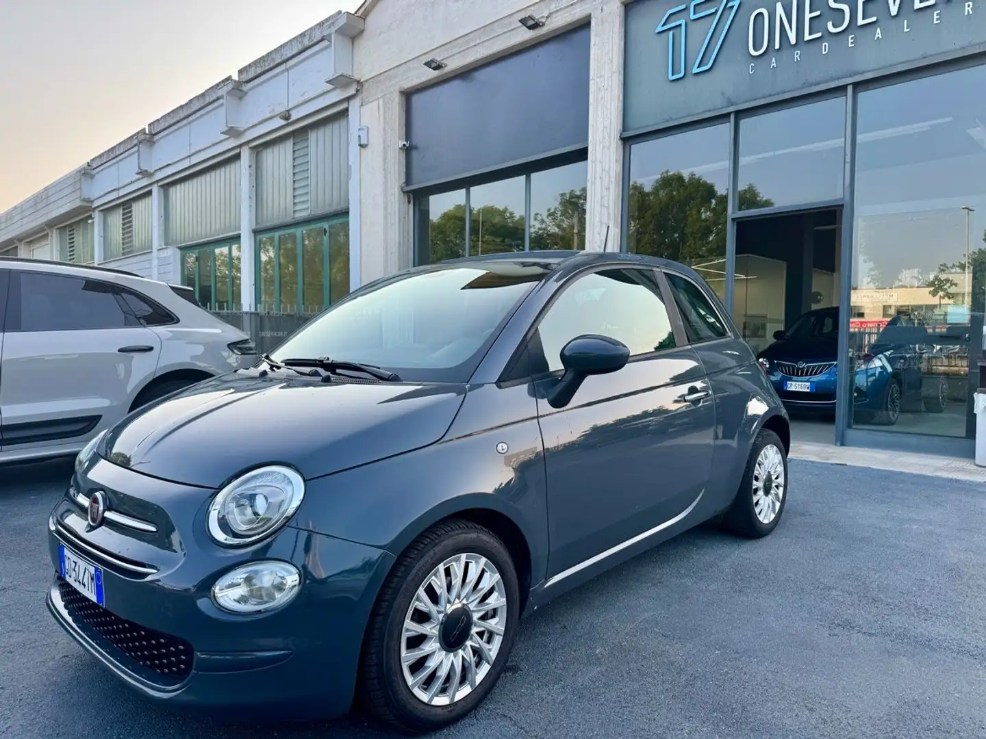 Fiat 500 500 1.0 hybrid Lounge 70cv Gris - 1