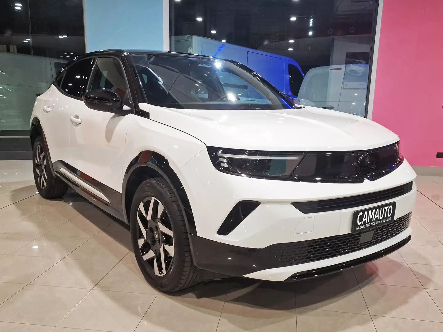 Opel Mokka II 2025 1.2 Turbo 136cv GS Weiß - 1