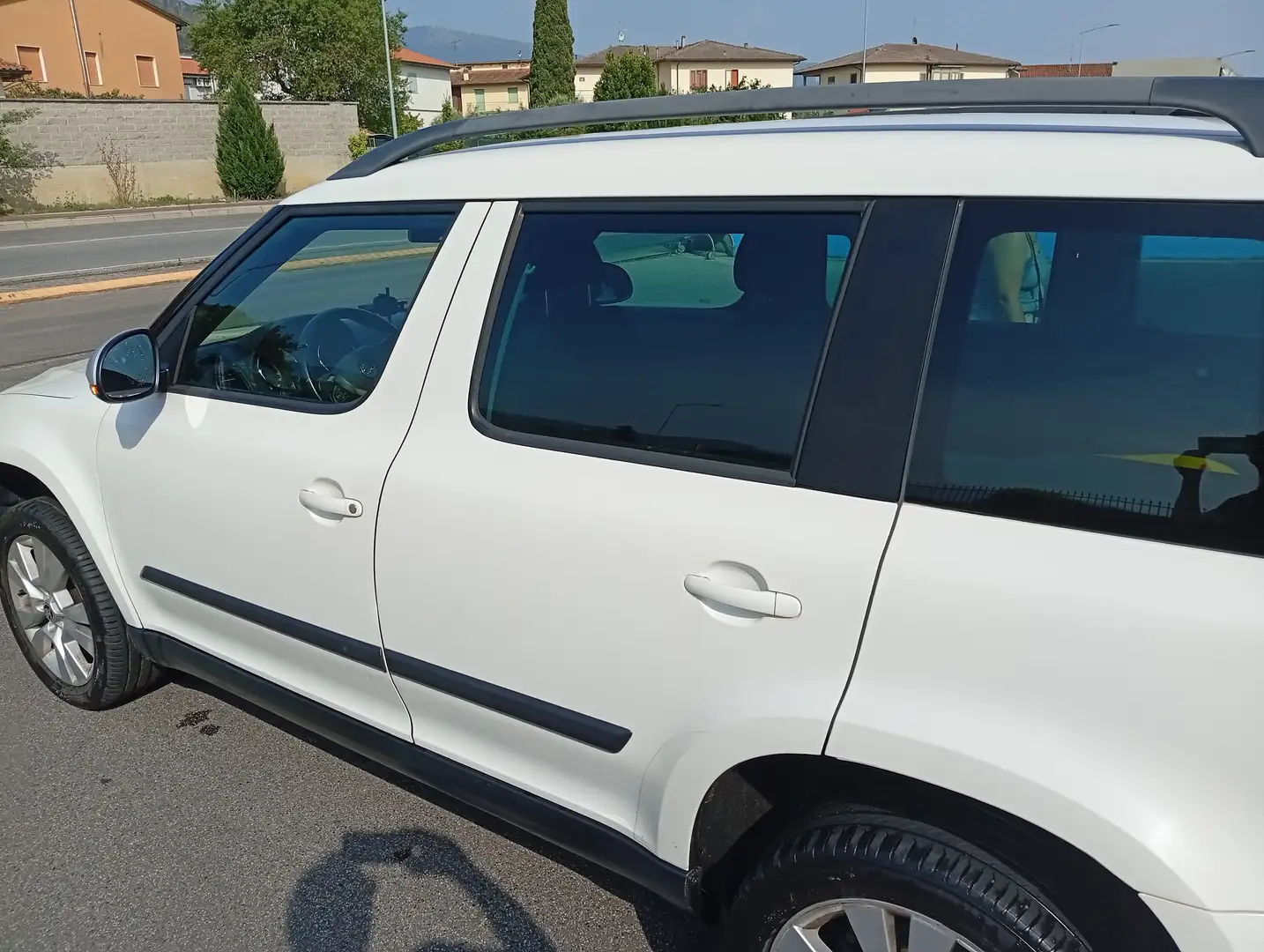 Skoda Yeti Yeti 2.0 tdi Elegance 4x4 140cv Bianco - 2