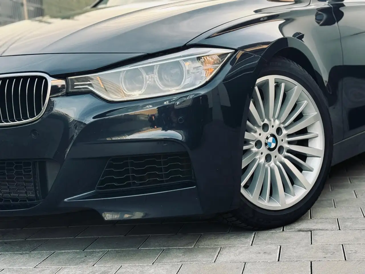 BMW 335